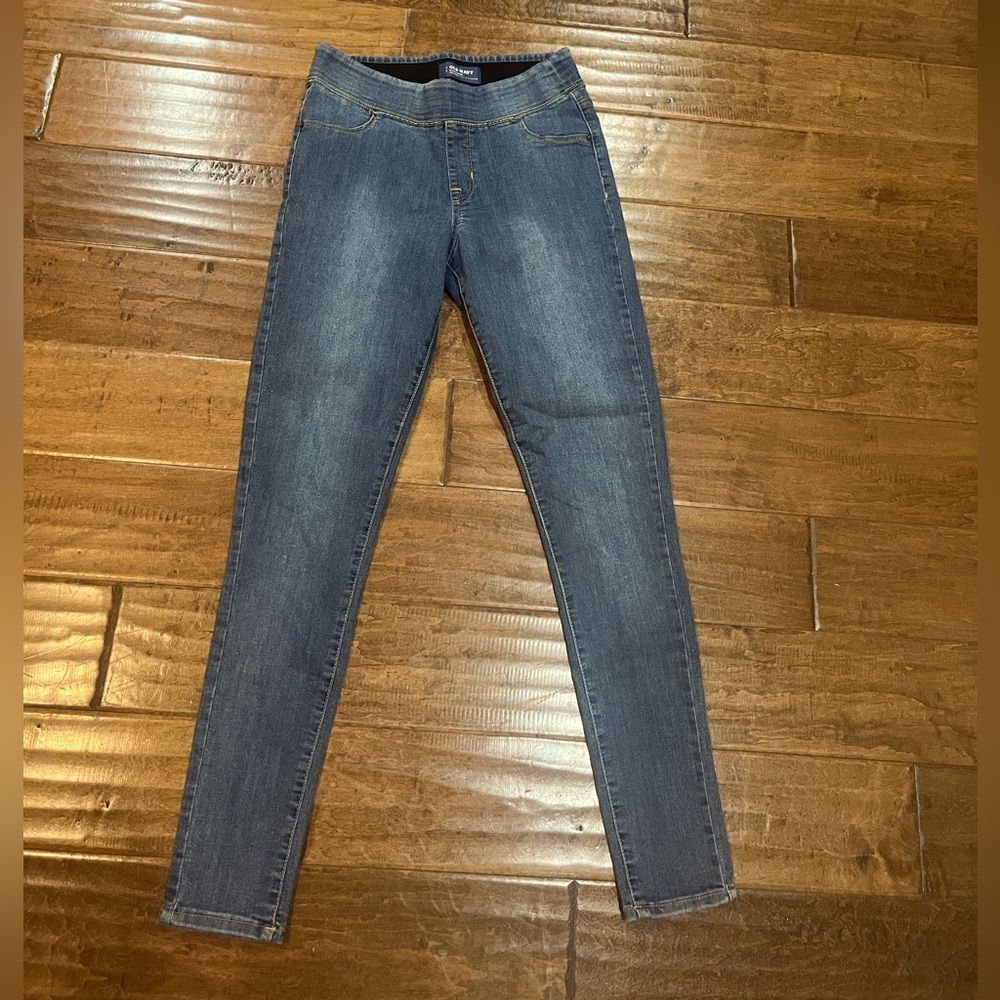 Size 6 old navy rockstar mid rise jegging jean